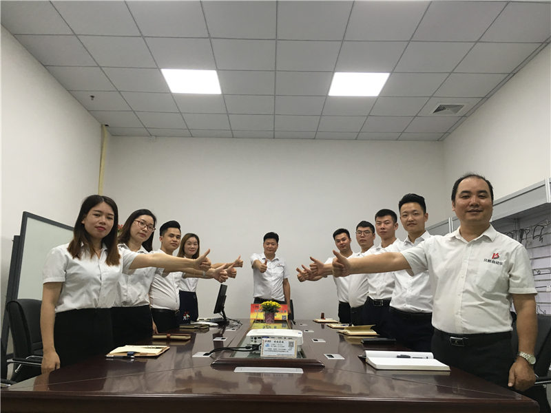 貝朗鋼絲自動成型機著裝、工作的要求是什么？